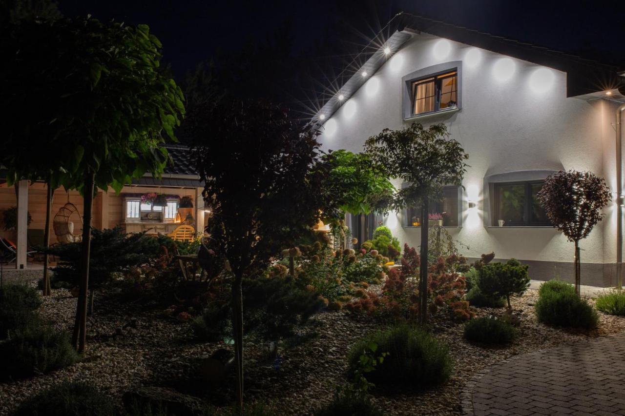 Hortus Apartament Z Klimatyzacja Болеславец Экстерьер фото